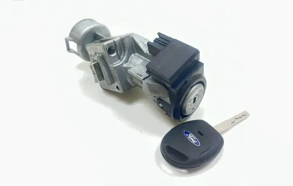 Ford C-MAX I Ignition lock 3M513F880AD 20Z7A23583