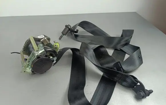 Dacia Jogger Front seatbelt 649255700C