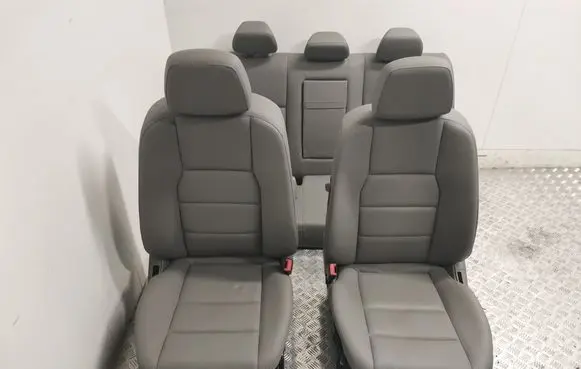 Mercedes-Benz C W204 Interior set 