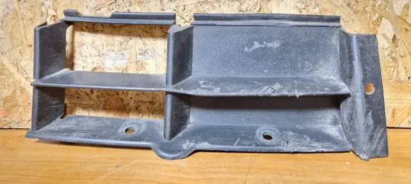 BMW 5 E39 Front bumper lower grill 511182356409