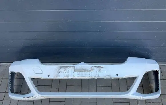 BMW 5 G30 G31 G38 Front bumper 8098644
