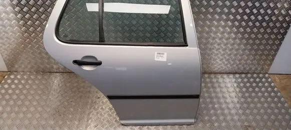 Volkswagen Golf IV Rear door S26372601