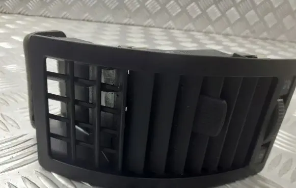 Volkswagen Polo IV 9N3 Dashboard side air vent grill/cover trim 6Q0819704