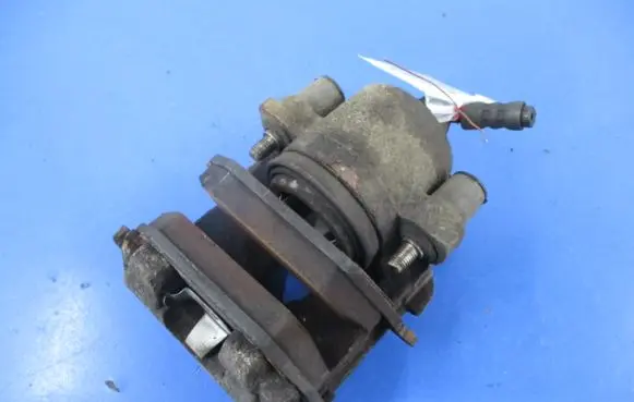 Skoda Roomster (5J) Front brake caliper