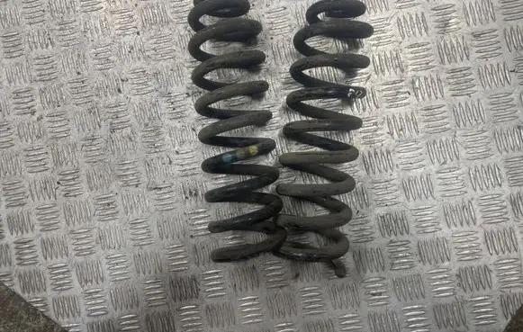 Mercedes-Benz E W213 Rear coil spring