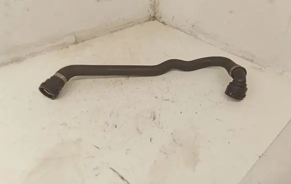 BMW X1 E84 Engine coolant pipe/hose