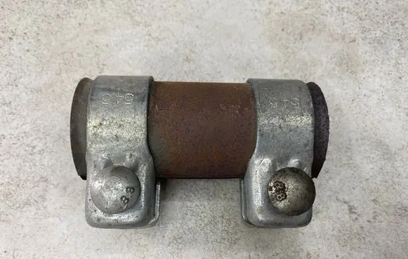 Audi A3 S3 8L Muffler pipe connector clamp 