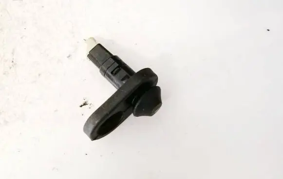 Toyota Avensis T250 Front door lock loop/hook striker 