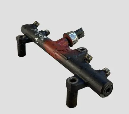 Ford Mondeo MK IV Fuel main line pipe
