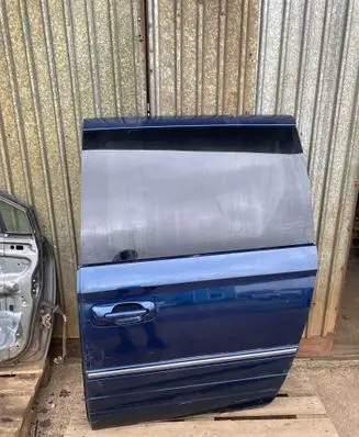Chrysler Voyager Side sliding door 