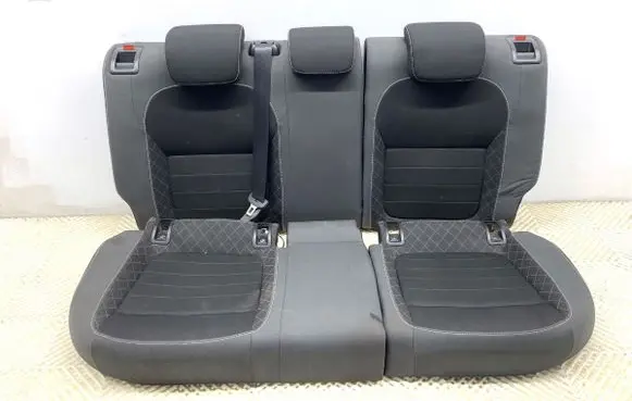 Skoda Fabia Mk3 (NJ) Second row seats 