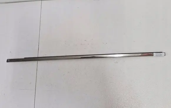 Infiniti M30 Front door trim (molding) 