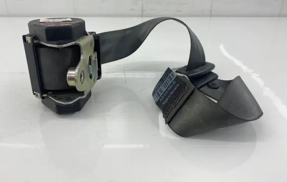 Audi Q5 SQ5 Rear seatbelt 8R0857805C