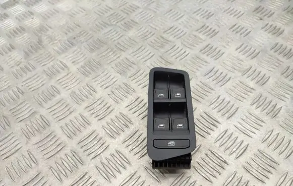 Volkswagen Golf VII Electric window control switch 5G1867255C