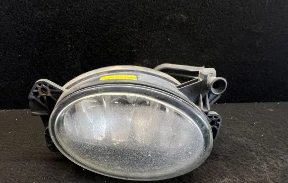 Mercedes-Benz R W251 Front fog light 0305077001