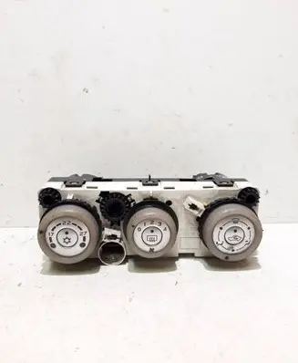 Mitsubishi Colt Climate control unit P7820A221Y 69660063