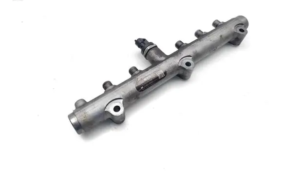 Hyundai H-1, Starex, Satellite Fuel main line pipe 31400-4A450 0281002863 0445214198