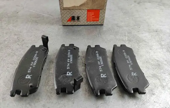 Mitsubishi Pajero Brake pads (rear) 36781