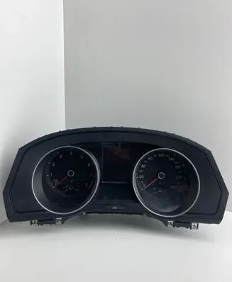 Volkswagen PASSAT B8 Speedometer (instrument cluster) 3G0920740A