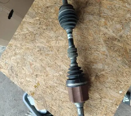Nissan Qashqai Front driveshaft 886148
