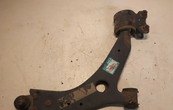 Volvo V50 Front lower control arm/wishbone 31277462