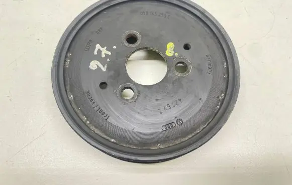 Audi A6 S6 C6 4F Power steering pump pulley 059145255C