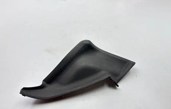 Lexus CT 200H Wiper trim 5382376010