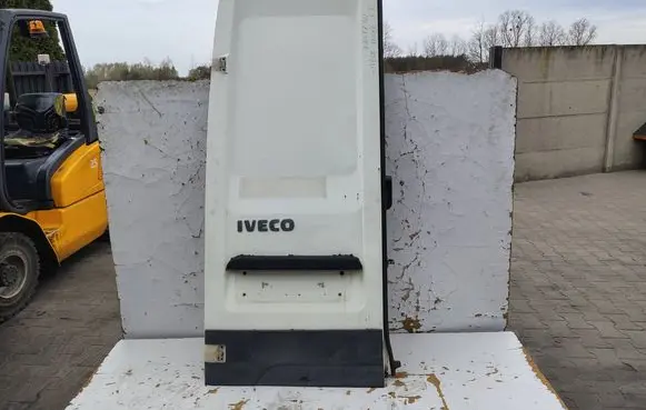 Iveco Daily 35 - 40.10 Back/rear loading door 
