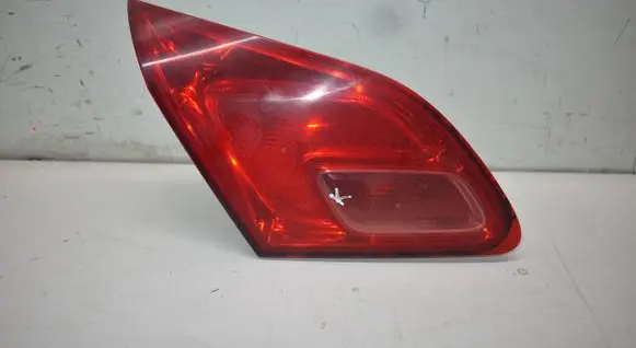Opel Astra J Tailgate rear/tail lights 