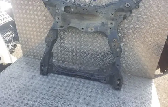 Volvo XC90 Front subframe 32268633