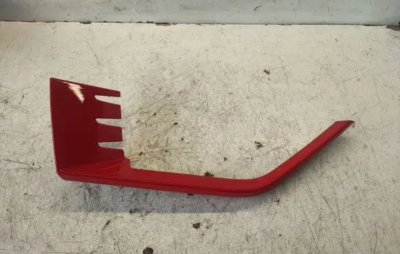 Chevrolet Camaro Front bumper splitter molding 84112215