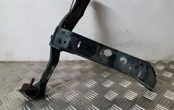 Audi A6 S6 C4 4A Headlight/headlamp mounting bracket