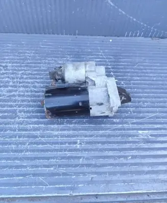 Nissan Juke I F15 Starter motor 233001073R 0001136008
