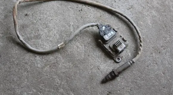 Opel Vivaro Lambda probe sensor 227908539R