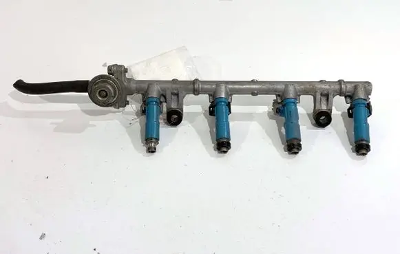 Fuel main line pipe
