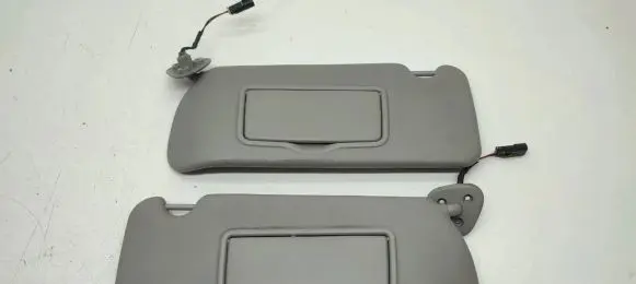 Cadillac CTS Sun visor