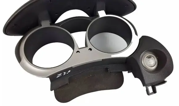 Nissan Juke I F15 Dashboard trim 682401KZ0A