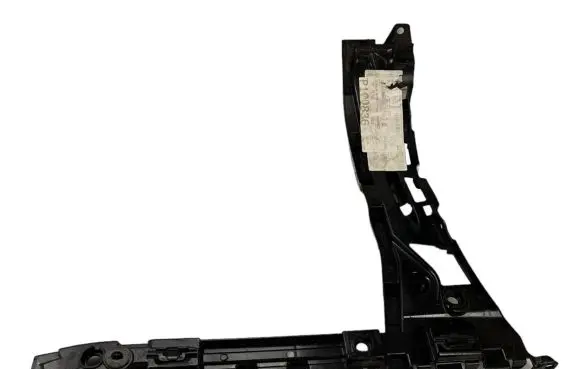 Mercedes-Benz C W205 Front bumper mounting bracket A2058802102