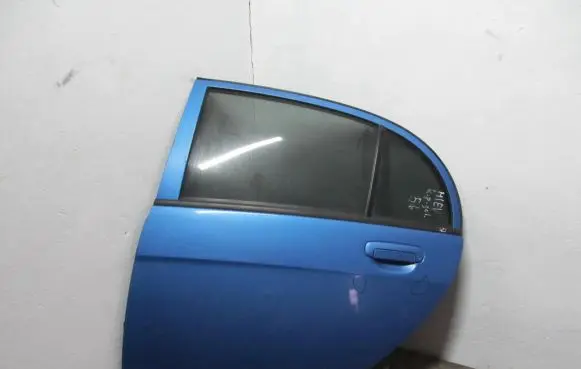 Mitsubishi i-MiEV Rear door