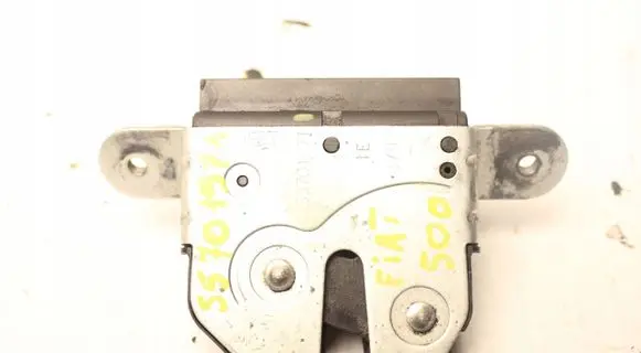 Opel Corsa D Tailgate/trunk/boot lock/catch/latch 55701971
