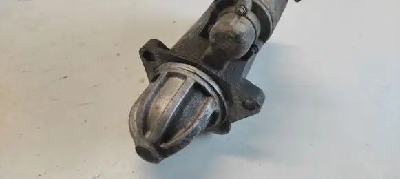 Opel Zafira A Starter motor