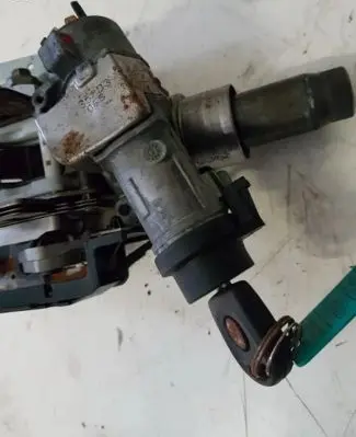 Volkswagen Polo Ignition lock