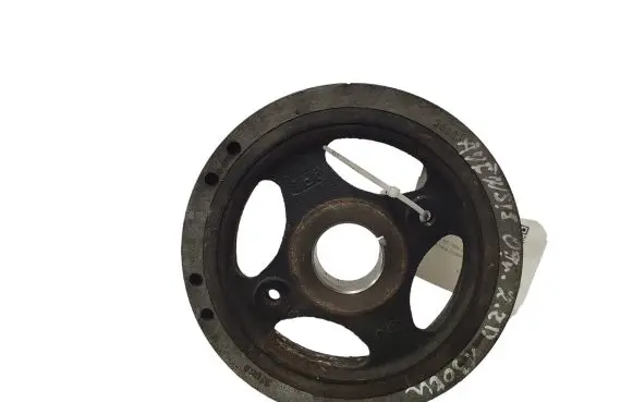 Toyota Avensis T250 Crankshaft pulley 134080R030