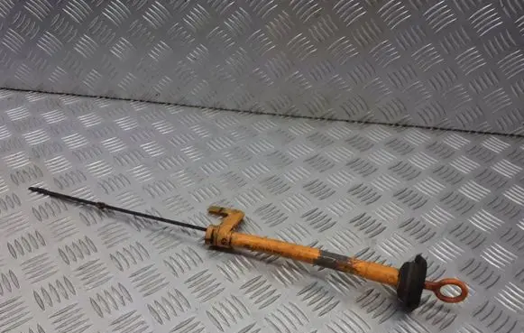 Seat Leon (1P) Oil level dip stick 