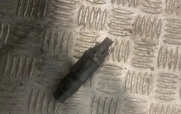 Jeep Cherokee XJ Fuel injector