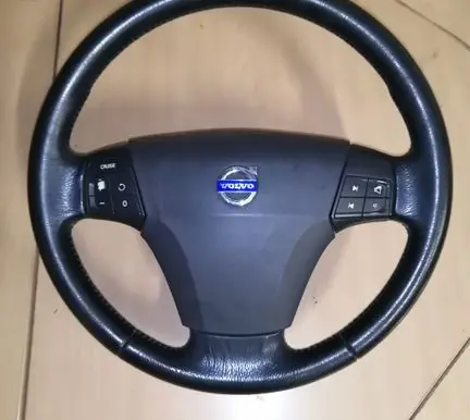 Volvo S40 Steering wheel