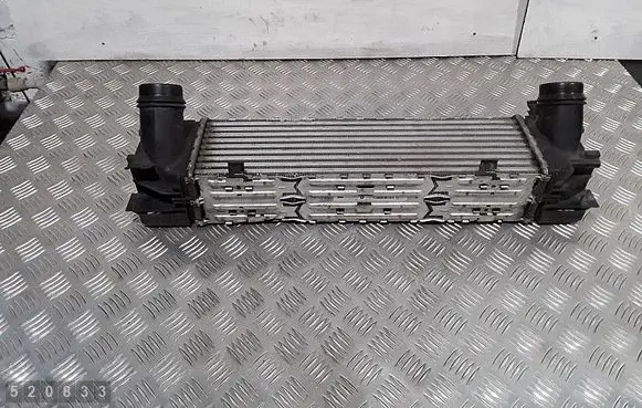 BMW 4 F32 F33 Intercooler radiator 7600532