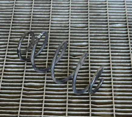 Mercedes-Benz A W176 Rear coil spring