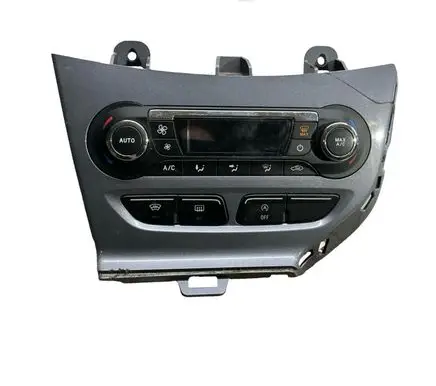 Ford Focus Climate control unit BM5T18C612CL WL8A45668