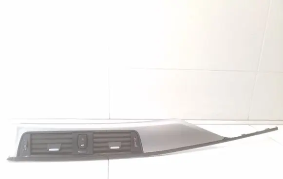 BMW 3 F30 F35 F31 Dash center air vent grill 921855215